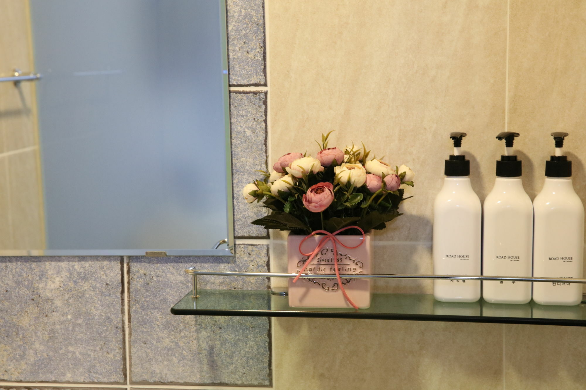 Hotel Road Myeongdong Seoul Exterior foto